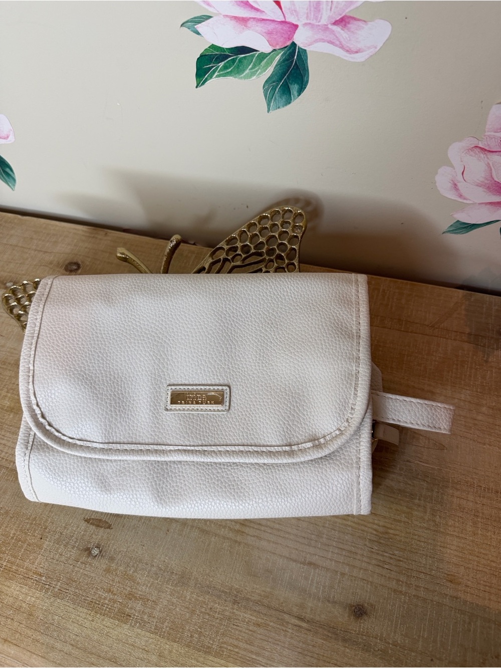 White Women’s Crossbody Bag with Gold Accent